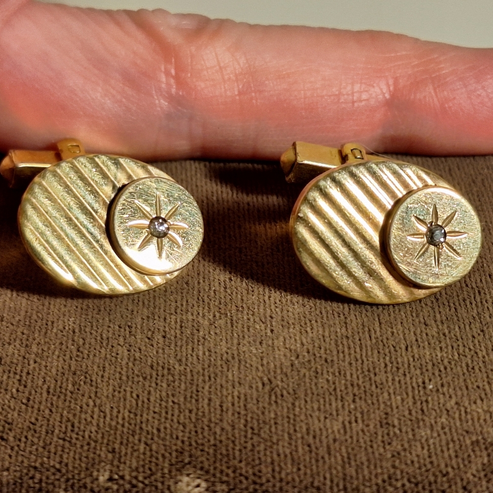 ✨️Vintage Textured, Oval Cuff Links✨️